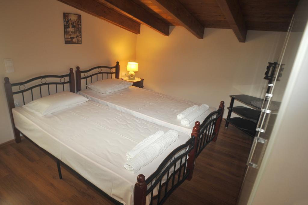 Villa Poulades Gouvia Zimmer foto