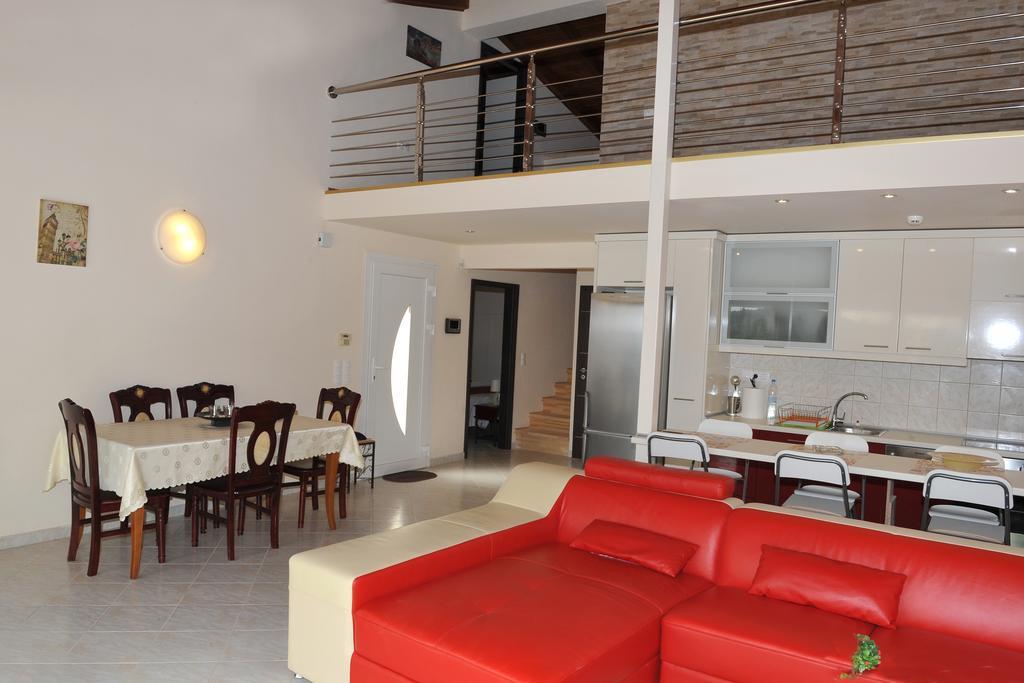 Villa Poulades Gouvia Zimmer foto