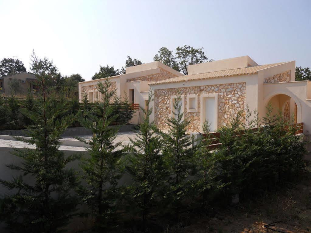 Villa Poulades Gouvia Exterior foto